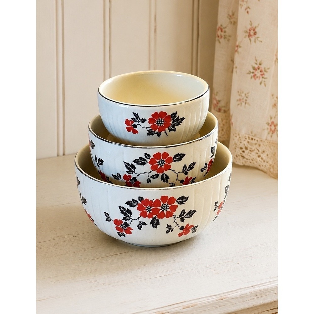 Hall's Superior Quality Ceramic Nesting Mixing Bowls (3) Red Poppy Cottagecore